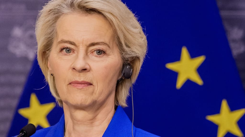 Eine Rede, zwei Misstrauensanträge: Von der Leyen taumelt - politik - exxpress Nachrichten