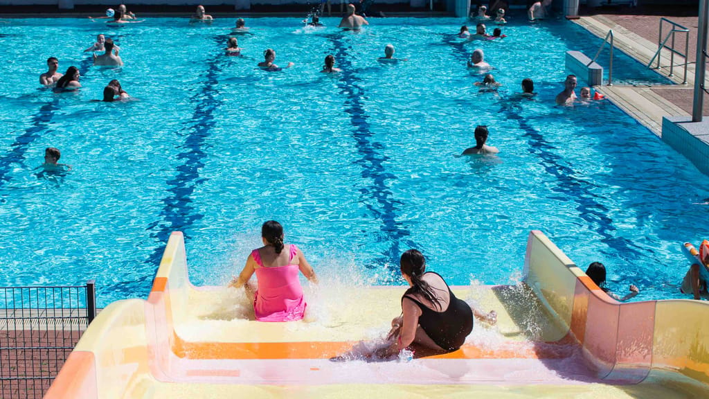 Ausländer verboten: Freibad verkauft doppelt so viele Saisonkarten - news - exxpress Nachrichten