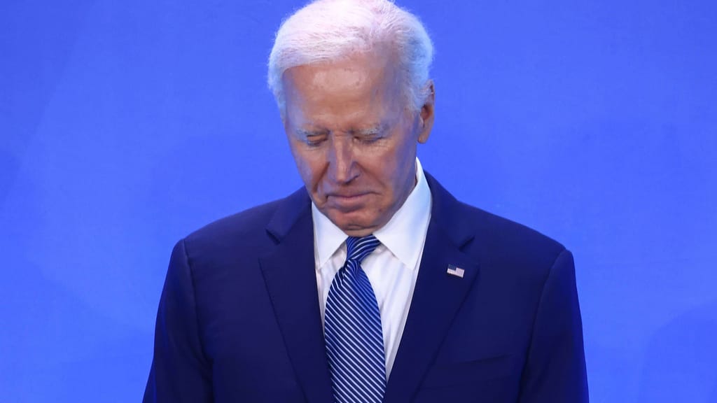 „Früher Feierabend, weniger Treppen“: Ex-Stabschef belastet Biden - politik - exxpress Nachrichten