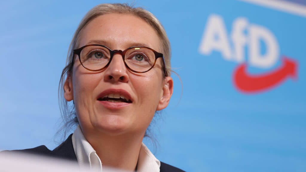 AfD-Chefin Weidel ruft Wladimir Putin zur Mäßigung auf - politik - exxpress Nachrichten
