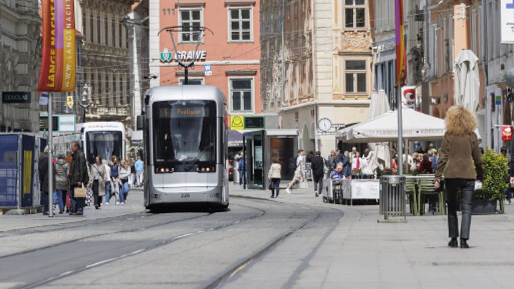 Tragisches Unglück in Graz: Frau (59) von Straßenbahn erfasst und getötet - news - exxpress Nachrichten