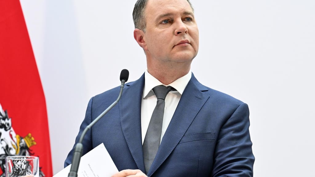 Vizekanzler Babler: Wer zahlt für seinen Friseur-Besuch? - politik - exxpress Nachrichten