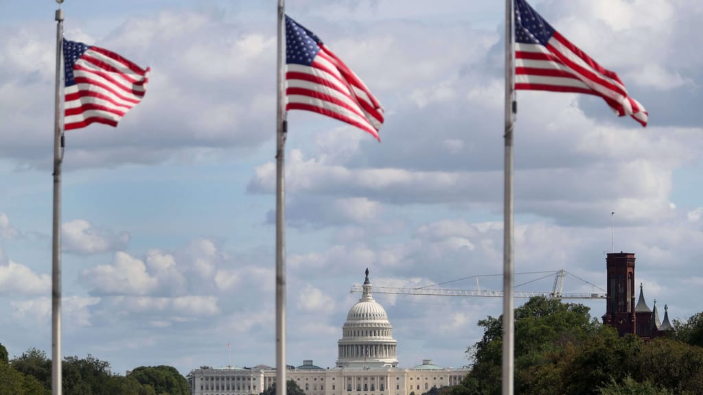 Shutdown als Chance: Trump verschlankt den aufgeblähten Staatsapparat - politik - exxpress Nachrichten