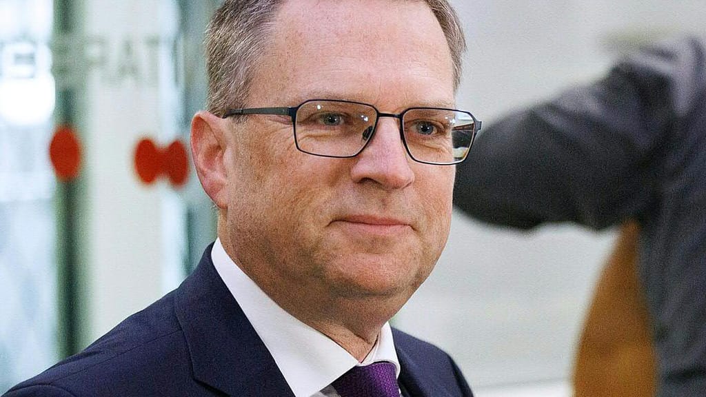 Wöginger bleibt unbescholten – 44.000 Euro Diversion im Amtsmissbrauchs-Prozess - politik - exxpress Nachrichten