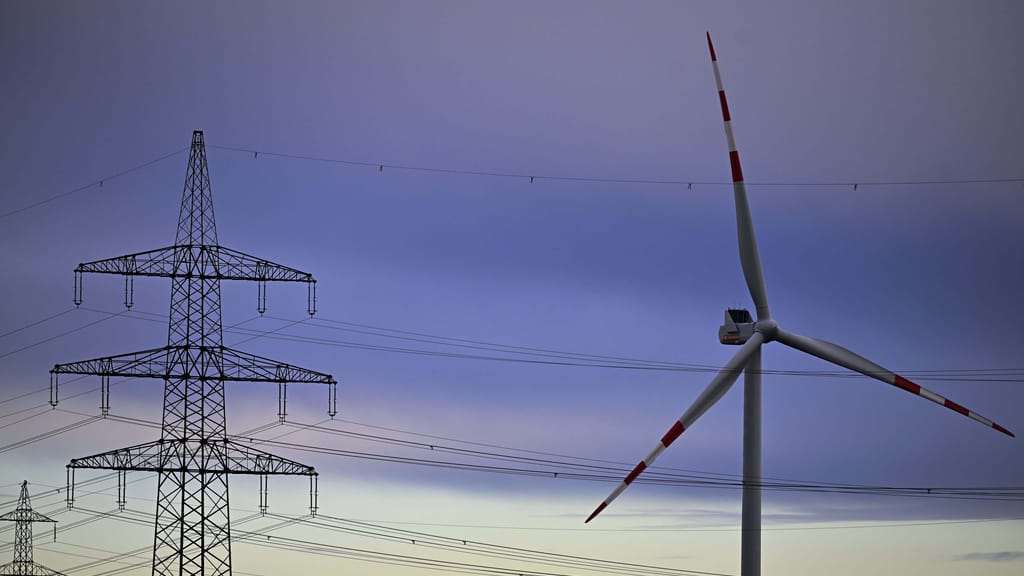 Energiewende trifft Bürger: Grüne Politik treibt Stromkosten auf Rekordniveau - economy - exxpress Nachrichten