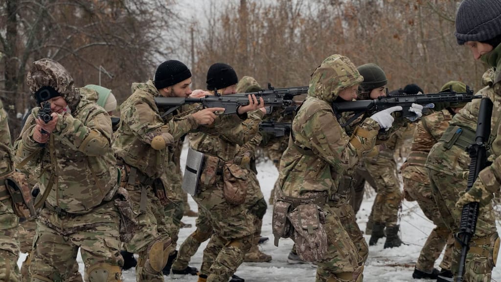 Kampf um Pokrowsk: Ukraine setzt Spezialtruppen hinter der Front ein - news - exxpress Nachrichten