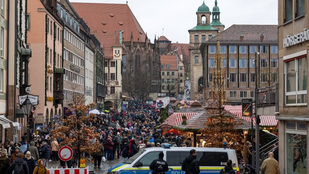 Immer mehr Adventmärkte verschwinden: Terrorabwehr wird zu teuer - news - exxpress Nachrichten