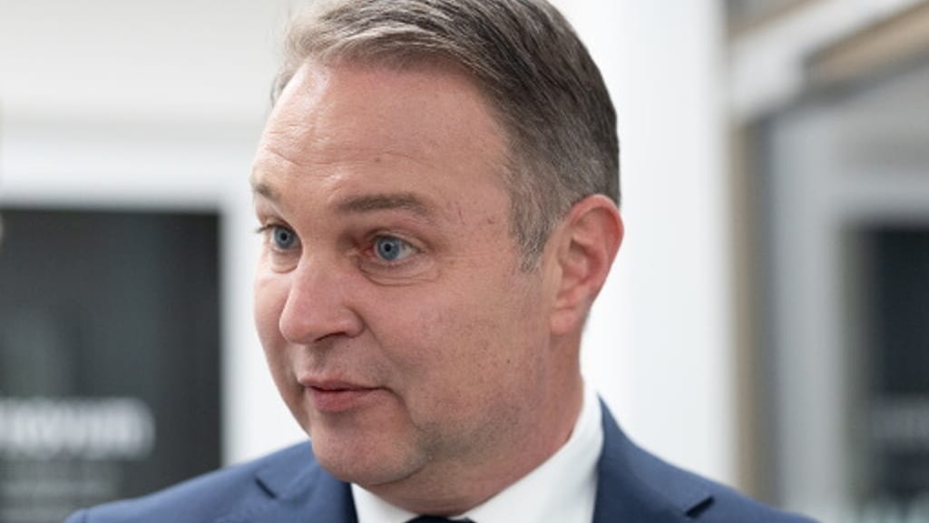 50% Negativ-Nennung: Babler ist der unbeliebteste Politiker - politik - exxpress Nachrichten