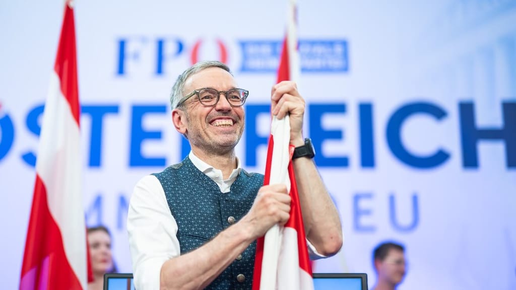 Nächster Umfrage-Hammer: FPÖ bei über 40 Prozent! - politik - exxpress Nachrichten
