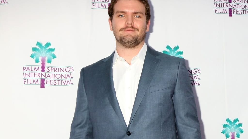 Austin Swift auf Promi-Tinder: Taylor Swifts Bruder ist wieder zu haben! - lifestyle - exxpress Nachrichten