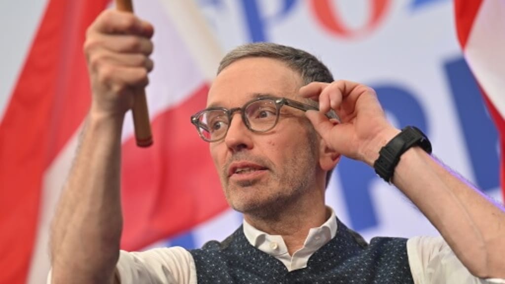 Exklusiv-Umfrage: Blauer Höhenflug ungebrochen - politik - exxpress Nachrichten