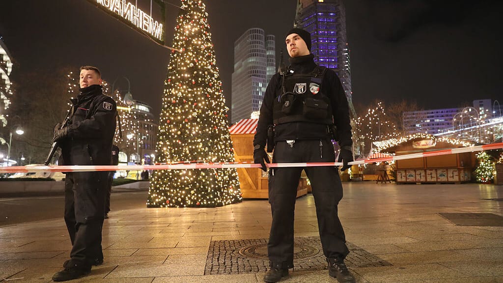 Weihnachtsmärkte im Visier: Terrorpläne und Pro-Palästina-Aktionen eskalieren - news - exxpress Nachrichten