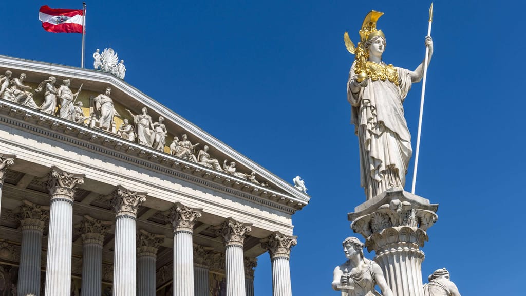 Schock in Wiener Innenstadt! Bombendrohung im Parlament - news - exxpress Nachrichten