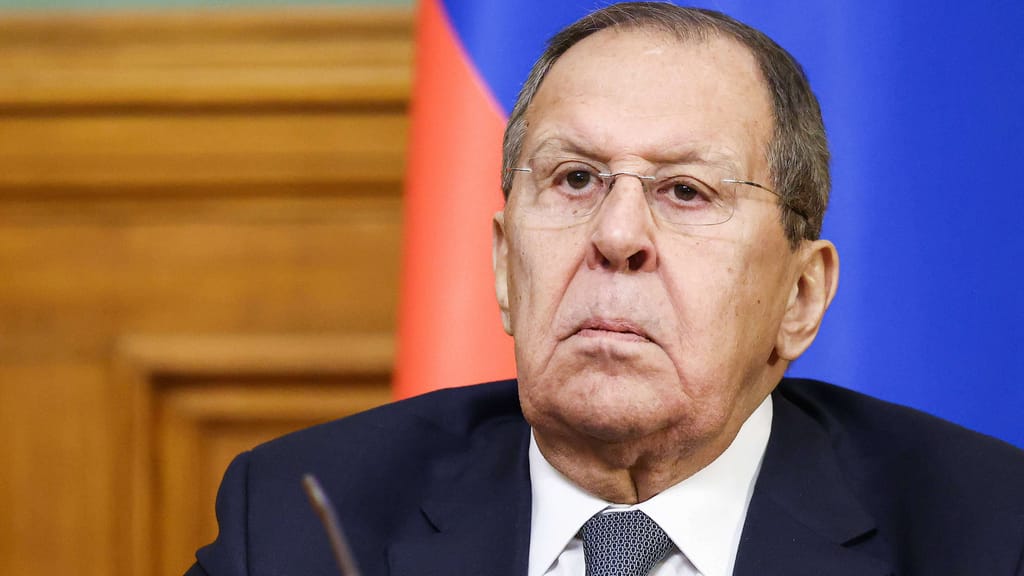 "Falsche Berichte": Russland-Außenminister Lawrow schießt gegen OSZE - politik - exxpress Nachrichten