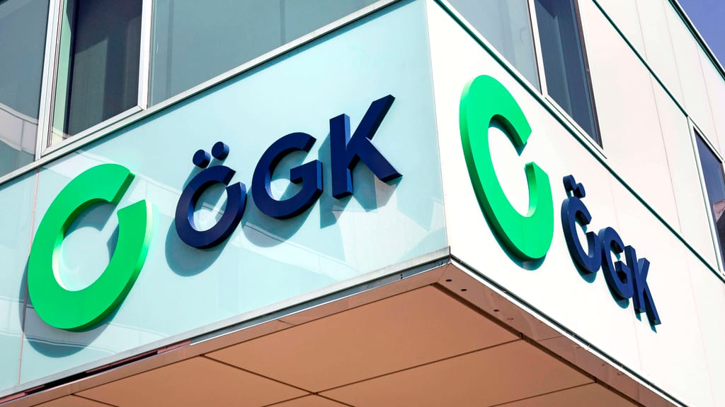 ÖGK warnt: Gefälschte E-Mails fluten vor Weihnachten die Postfächer - news - exxpress Nachrichten