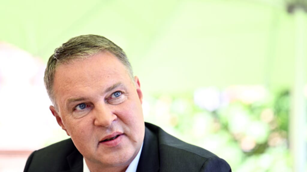 Enthüllt: Berüchtigte Asyl-NGO bekommt für Sportprojekte über 370.000 Euro Förderung - politik - exxpress Nachrichten