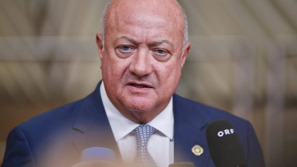EU-Gipfel: Stocker pocht auf Ukraine-Hilfe und Österreichs Interessen - politik - exxpress Nachrichten