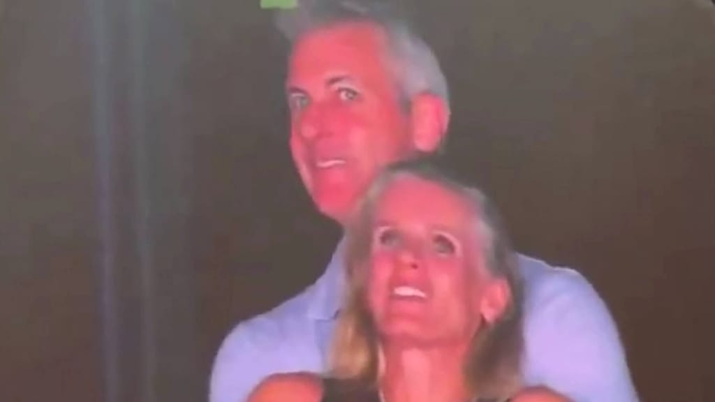 Kiss-Cam-Skandal stürzte Cabot ins Chaos: „Meine Kinder dachten, ich werde sterben“ - lifestyle - exxpress Nachrichten