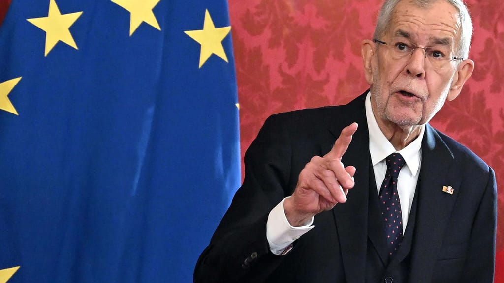 „Müssen Europa-Patriotismus entwickeln“ – Van der Bellen in Neujahrsansprache über aktuelle Bedrohungen - politik - exxpre...