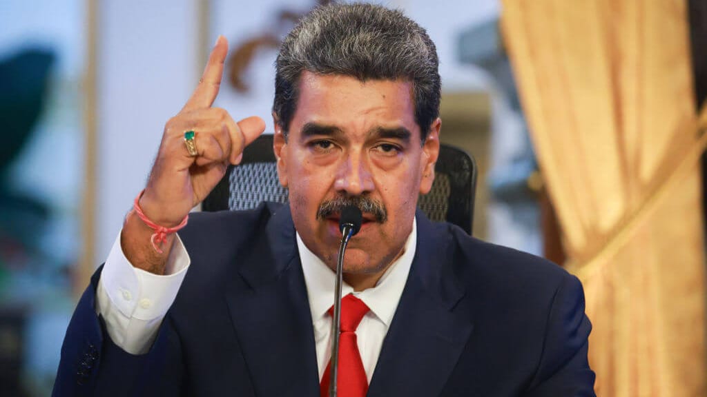 Rauch über Caracas: Trump greift Venezuela an! - news - exxpress Nachrichten