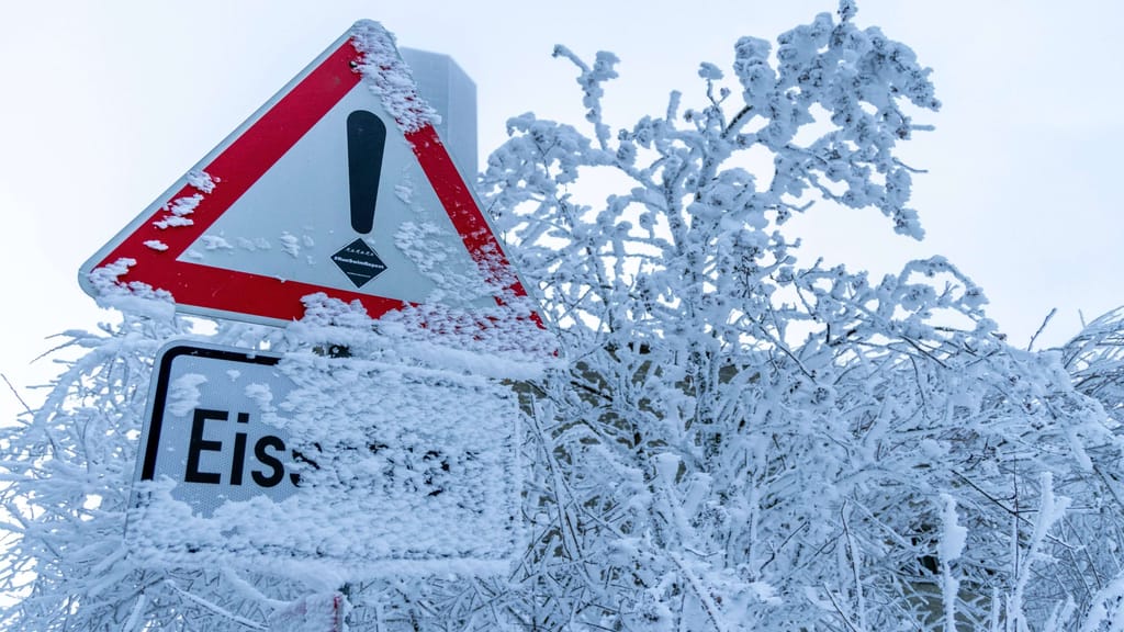 Winter-Chaos rollt an: Glatteisgefahr & zweistellige Minusgrade am Wochenende - news - exxpress Nachrichten