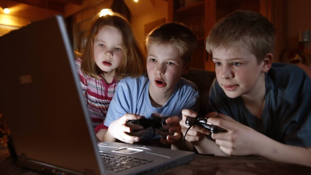 Staatliches Videospiel warnt Schüler vor „Extremismus“ bei Migrationskritik - news - exxpress Nachrichten