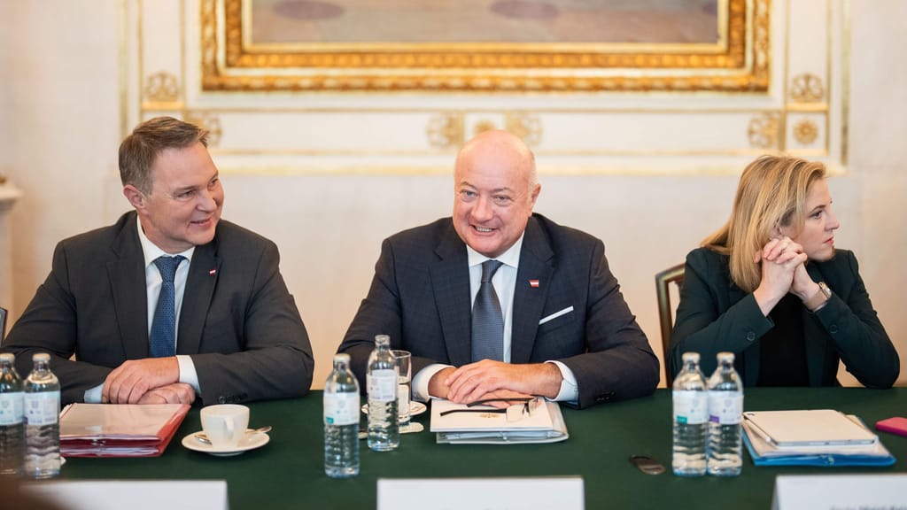 Strafen gegen Inflation: Regierung kontrolliert Preise – aber wo ist das Angebot? - politik - exxpress Nachrichten