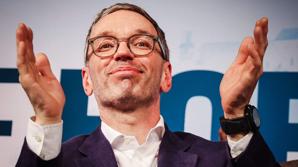 Exklusiv: Brandneue Umfrage zeigt FPÖ klar vorne - politik - exxpress Nachrichten