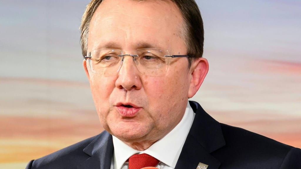 Wahlbeben in St. Pölten: SPÖ verliert absolute Mehrheit, FPÖ legt zu - politik - exxpress Nachrichten