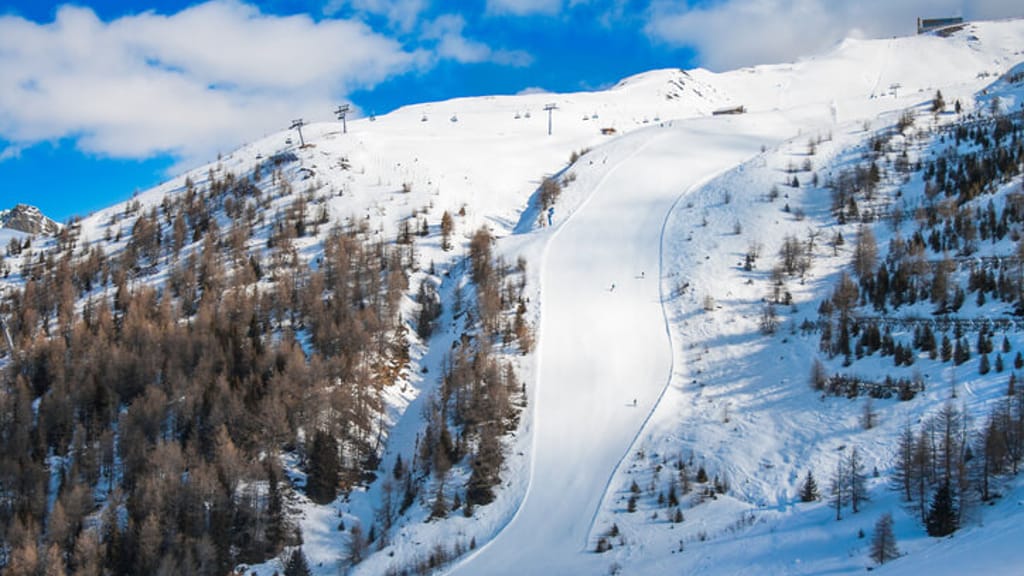 Skifahrerin (51) in Tirol von Kind niedergefahren und verletzt - news - exxpress Nachrichten