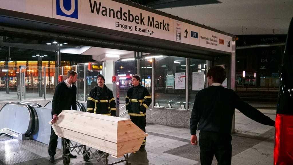 Neue Details zum U-Bahn-Mord: Südsudanese griff Tage zuvor Polizisten an - news - exxpress Nachrichten