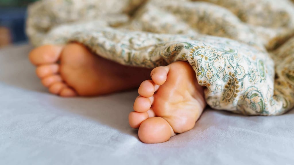 Nackt im Bett der Nachbarin erwischt: Prozess gegen Stalker - news - exxpress Nachrichten