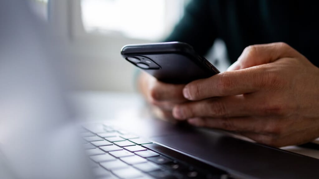 Betrug mit falscher Liebe: Love-Scammer gehen immer perfider vor - news - exxpress Nachrichten