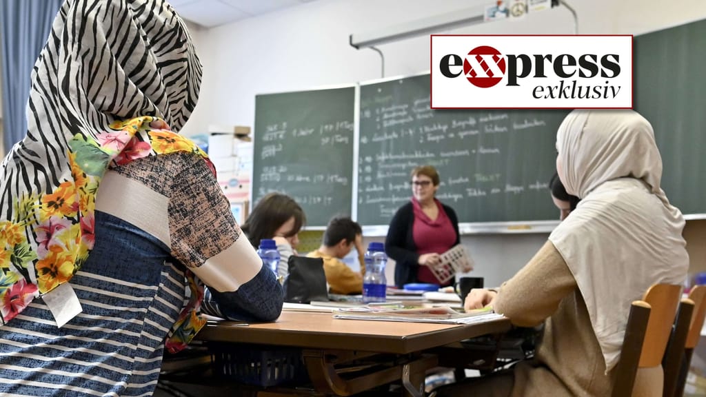 Asyl-Alarm! Droht der große Ansturm? VfGH öffnet Nachzugs-Schleusen - politik - exxpress Nachrichten
