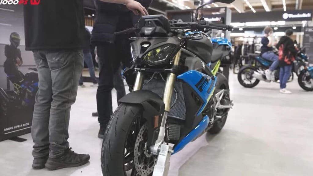 Motoren, Models, Mega-Show: Die moto-austria 2026 startet in Wels - economy - exxpress Nachrichten