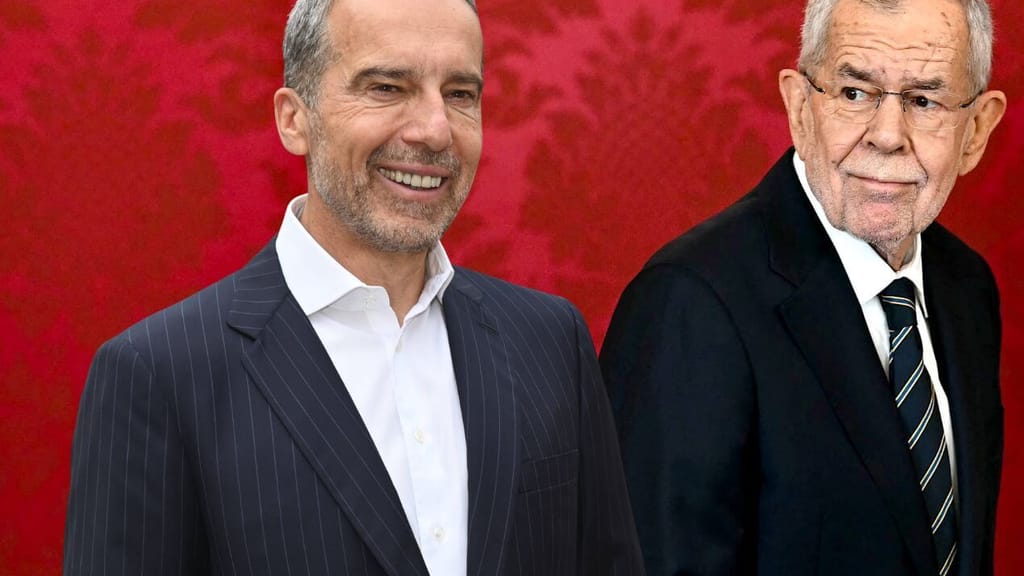 Hofburg schweigt über geheimes Kern-Treffen - politik - exxpress Nachrichten