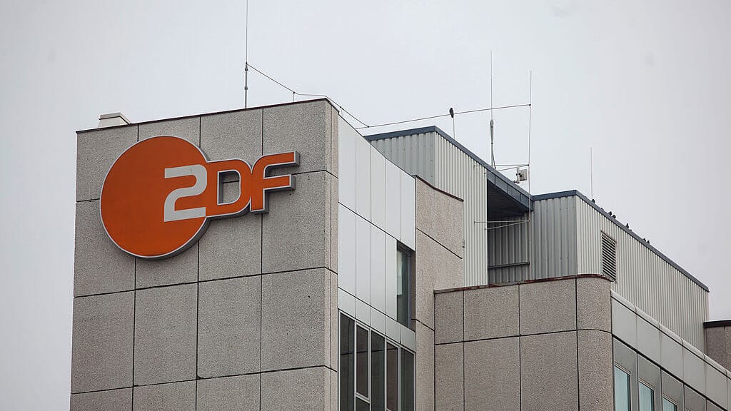 ZDF entschuldigt sich für KI-Video und löscht Sendung aus der Mediathek - politik - exxpress Nachrichten