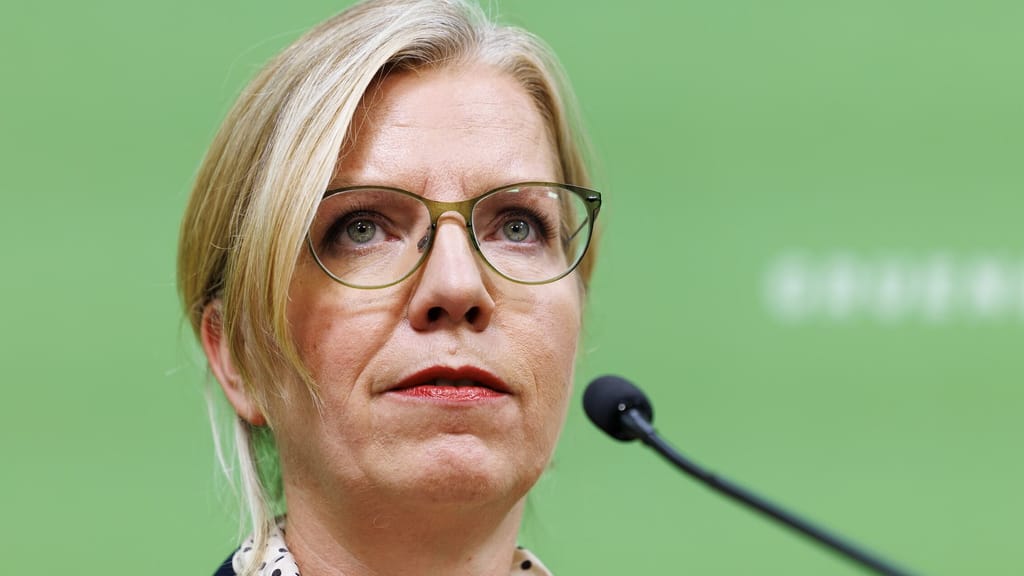 Gewessler unter Druck: Kommission rügt umstrittene Stellenbesetzung - politik - exxpress Nachrichten