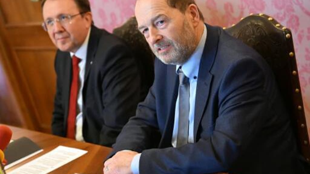 23 von 42 Mandaten: Rot-Grün startet mit knapper Mehrheit - politik - exxpress Nachrichten