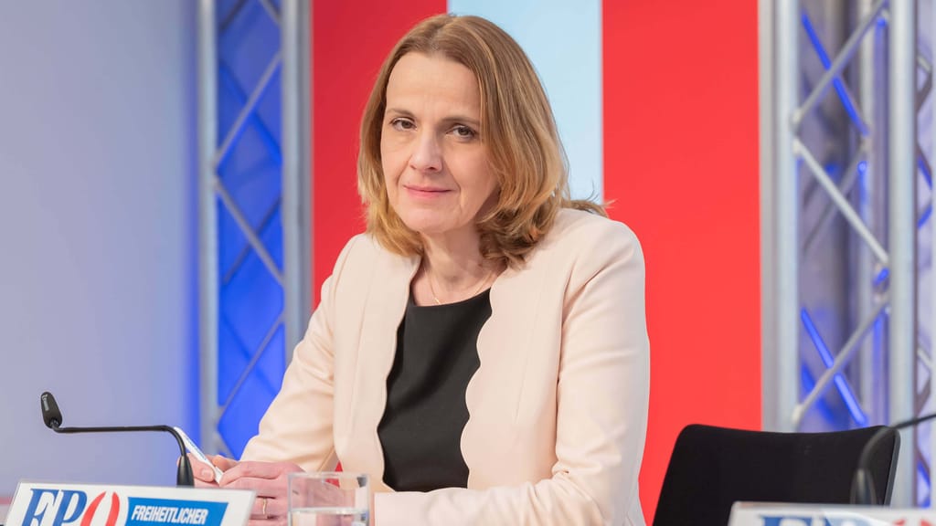 Belakowitsch: „Dieses ewige ‚am linken Auge blind sein‘ hat Folgen“ - politik - exxpress Nachrichten