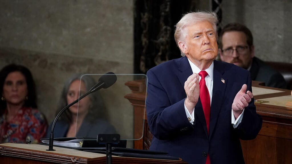 Trump ehrt Charlie Kirk als Märtyrer: Bewegender Moment im Kongress - politik - exxpress Nachrichten