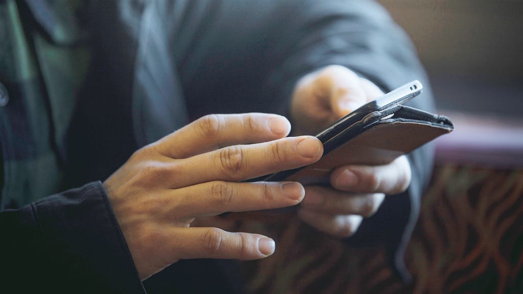 Israel hackt Irans Gebets-App: Soldaten sollen das Regime verlassen - news - exxpress Nachrichten