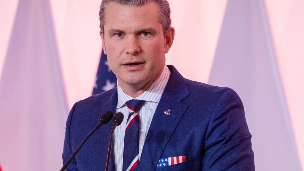 US-Verteidigungsminister Hegseth: „Dies ist kein sogenannter Regimewechselkrieg” - politik - exxpress Nachrichten