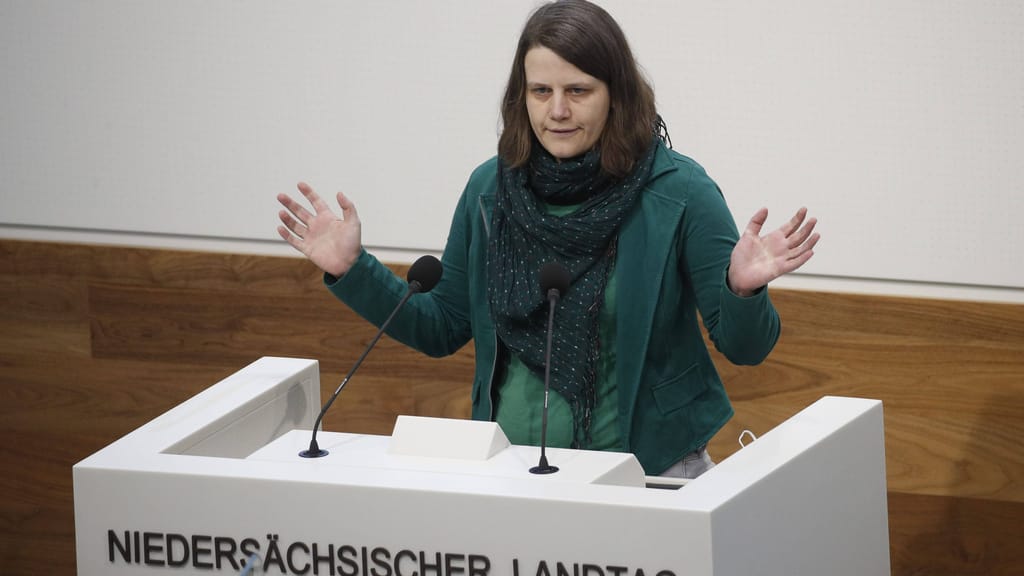 Neuer Lehrplan: Jesus spielt plötzlich nur noch Nebenrolle - politik - exxpress Nachrichten