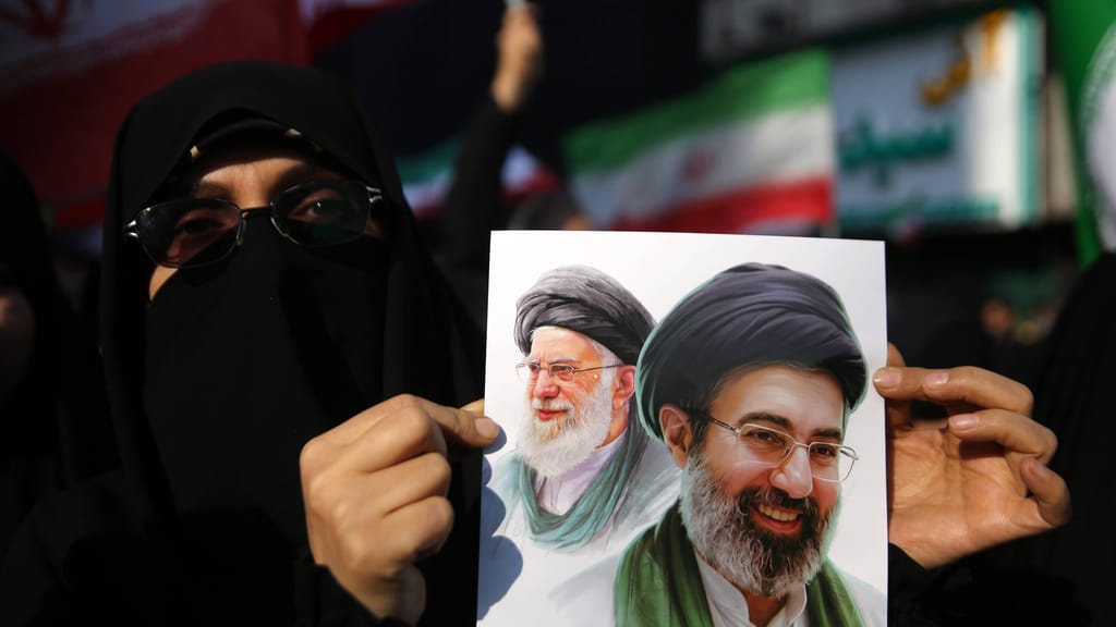 Schlimmer als sein Vater? Das ist Irans neuer Oberster Führer Modschtaba Khamenei - politik - exxpress Nachrichten