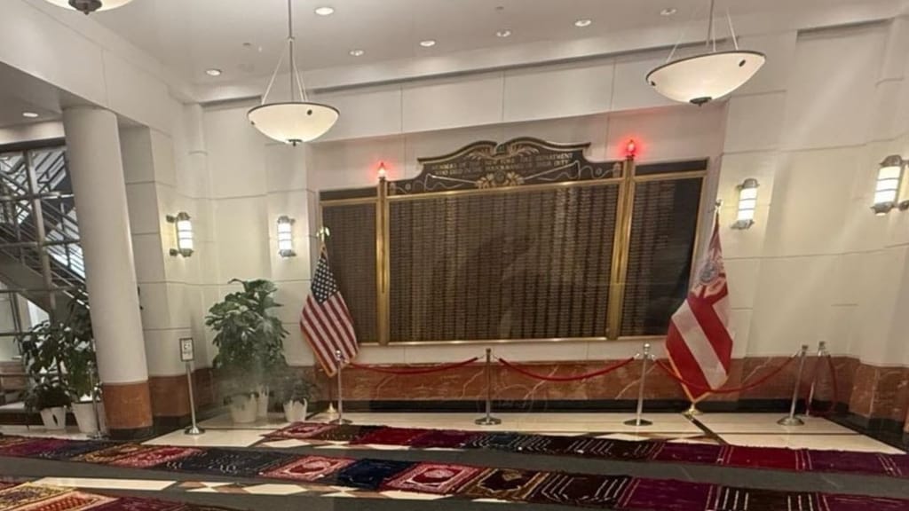 Empörung in New York: Ramadan-Gebet vor 9/11-Gedenktafel der Feuerwehr - news - exxpress Nachrichten