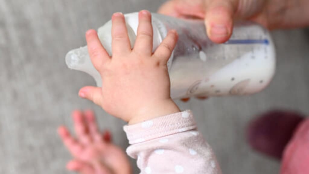 Gift in Babynahrung: 14 Erkrankungsfälle in Österreich - news - exxpress Nachrichten