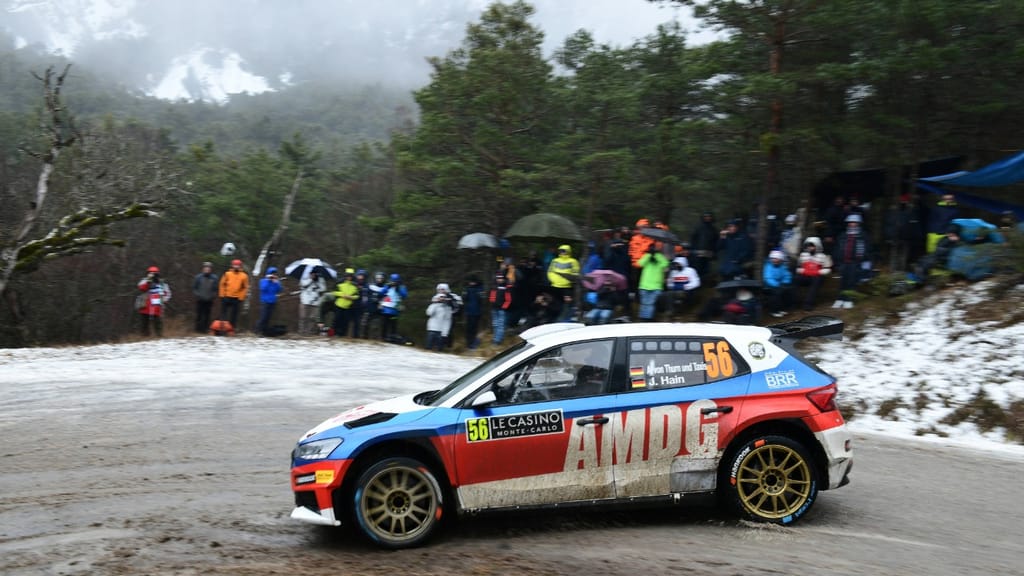50-Meter-Absturz bei Rallye: Fürst Albert von Thurn und Taxis schwer verletzt geborgen - news - exxpress Nachrichten