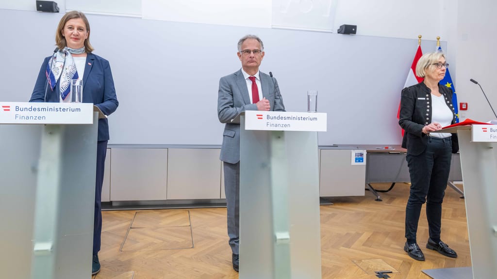 „Entspricht nicht den Tatsachen“ – Marterbauer kontert OMV-Chef im Sprit-Streit - politik - exxpress Nachrichten