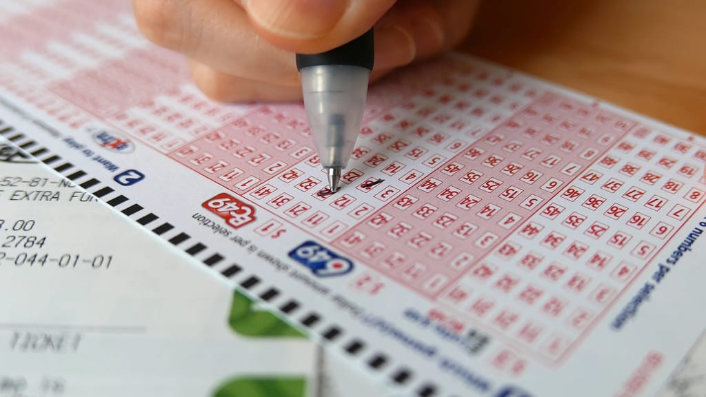 Lotto-Wahnsinn! Pensionist räumt zum dritten Mal groß ab - news - exxpress Nachrichten